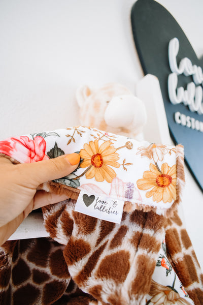 Floral Small Luxe Giraffe Lovey